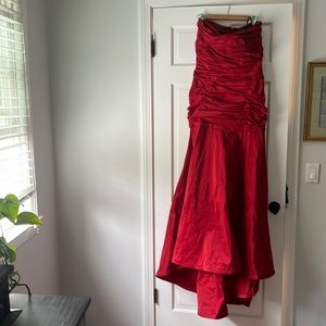 Tadashi long red dress in size 8